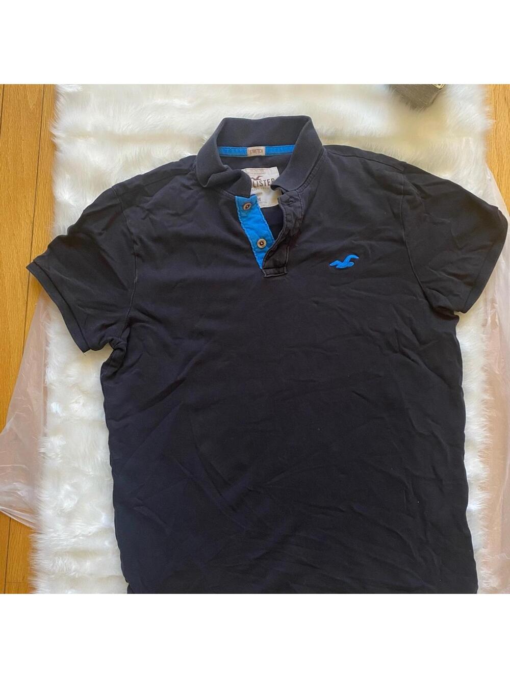 Hollister Mens Black Polo Shirt with Blue Accents Size M